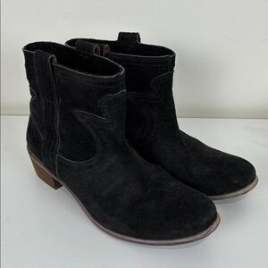 Lucky Brand Women’s 7 Brushed Suede Boots Black Heeled